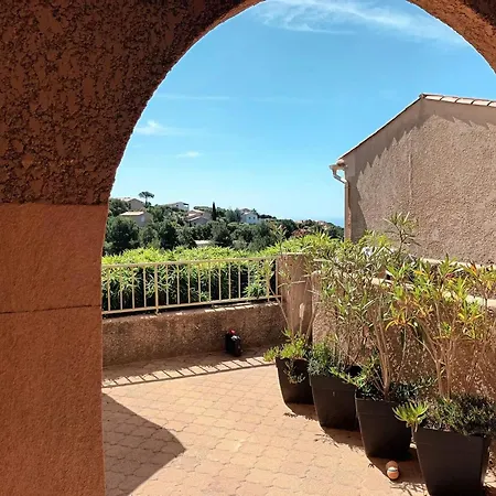 Cozy Aux Issamdres Avec Piscine Apartment Roquebrune-sur Argens