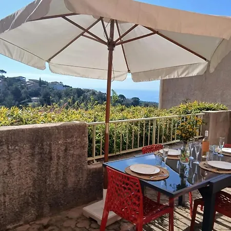 Cozy Aux Issamdres Avec Piscine Lejlighed Roquebrune-sur-Argens